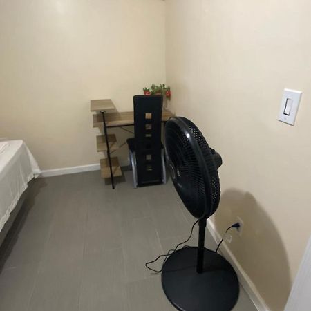 A Delightful Room In Queens New York Esterno foto