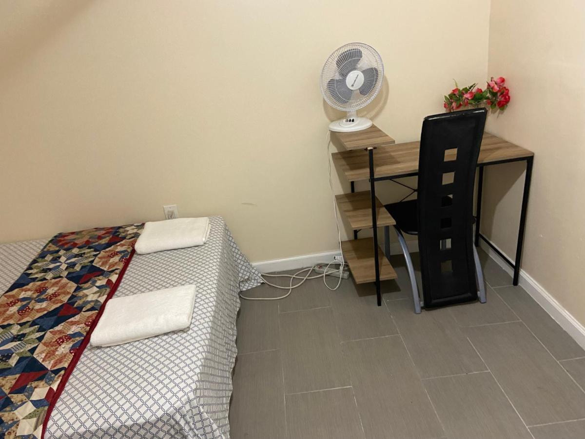 A Delightful Room In Queens New York Esterno foto