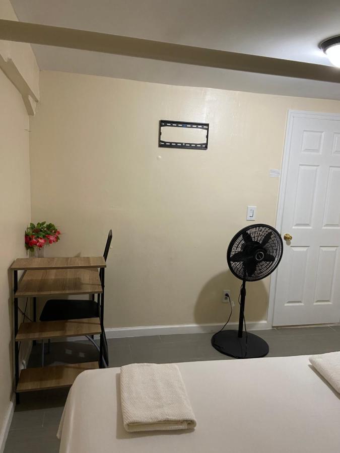 A Delightful Room In Queens New York Esterno foto